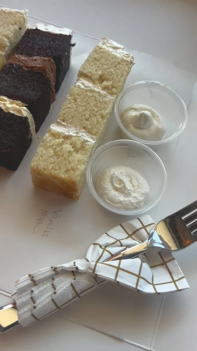 SOLD Extra cake tasting box up for grabs, $20
-pick up TODAY, Tomball/creekside…cross posted on my fb page