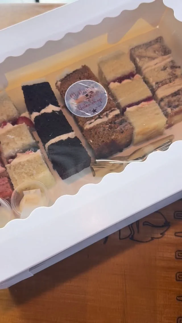 Which one would you choose?
-Snickerdoodle, cinnamon cream cheese 
-Almond with Raspberry Jam
-Carrot with candied pecans
-Chocolate, traditional buttercream
-Vanilla with fresh berries, Italian meringue buttercream 
-Strawberry, strawberry cream cheese